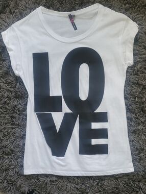 Mudd White Tee with Black LOVE Graphic